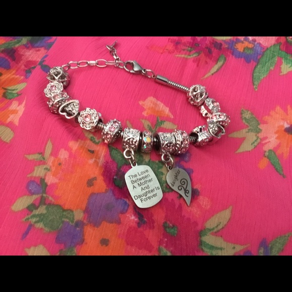 3/ $12  💖 Mother and Daughter S. Steel Pink Crystal Charm Bracelet GUC  💖 - Picture 4 of 4